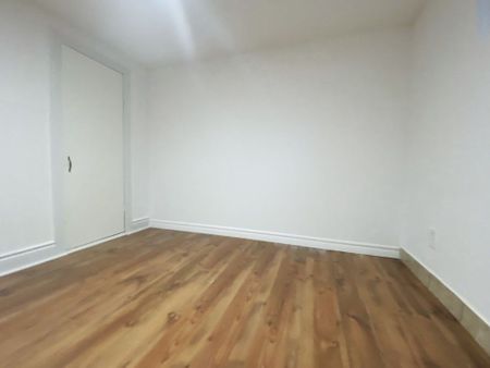 For Lease - 92 Holwood Avenue Unit# Lower, Toronto, Ontario - Photo 2