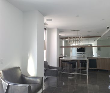 Condo for rent, Laval (Chomedey) - Photo 2