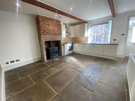 2 bedroom cottage to rent - Photo 5