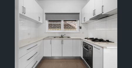 Freshly Updated 3-Bedroom Home in Prime Springvale Location - Photo 3