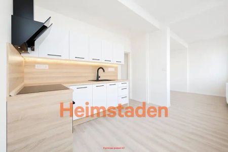 Pronájem bytu 1+kk 34 m - Fotografie 5