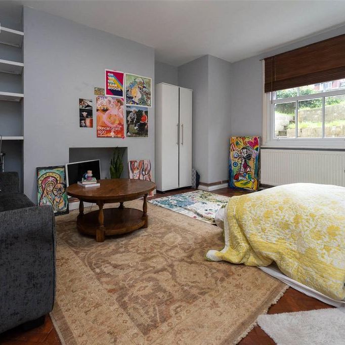 3 bedroom flat to rent - Photo 1