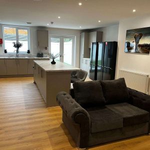 Stoke Road Room 5 - Photo 3