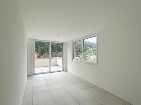 Appartement mansardé moderne de 4,5 pièces avec une vue panoramique fantastique - Photo 3