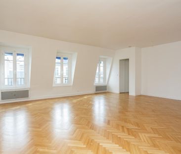 location Appartement F4 DE 102.45m² À PARIS - Photo 1