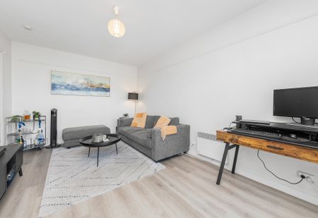 8/2 Selwyn Avenue, Elwood VIC 3184 - Apartment For Rent | Domain - Photo 4