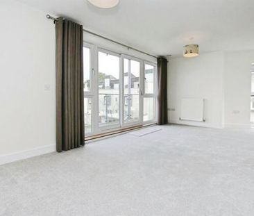 James Weld Close, SO15 - Photo 3