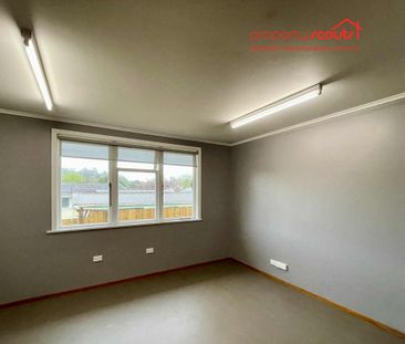 Enjoy Endeavour Living - Photo 3