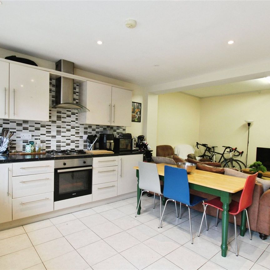 Kenlor Road, London, SW17 0DF - Photo 1