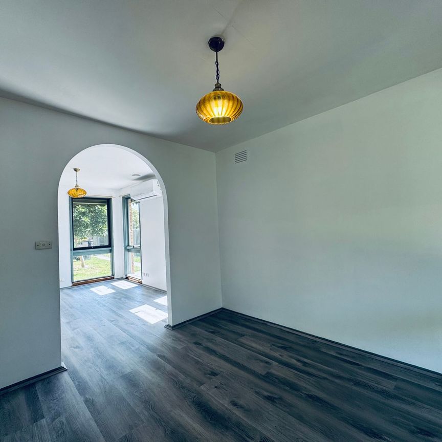 Spacious 4-Bedroom Family Home in a Quiet Court Location - Photo 1