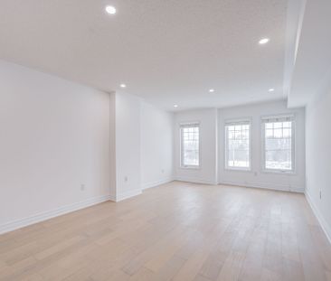 For Lease - 5259 Major Mackenzie Drive, Markham, Ontario - Photo 2