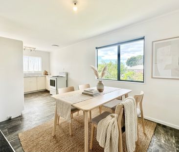 13a Farm Street - Photo 2