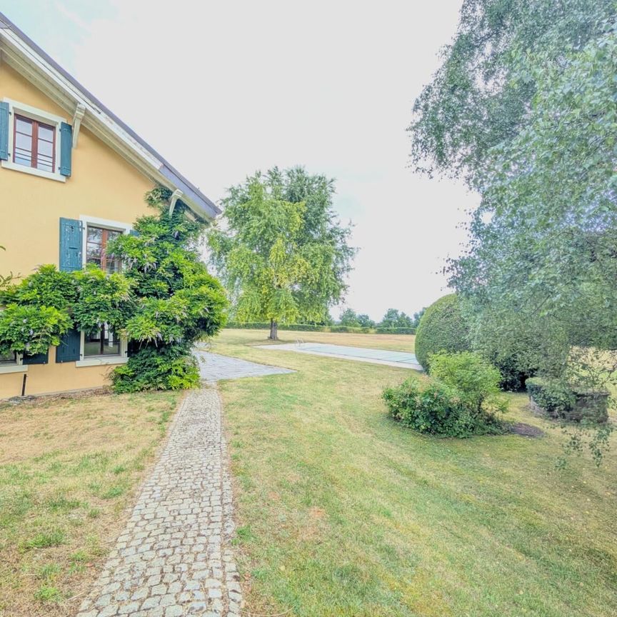 Splendide demeure dans les hauteurs de la Commune de Vich - Foto 1