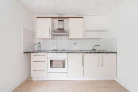 Devonshire Road, Hatch End, HA5 - Photo 3