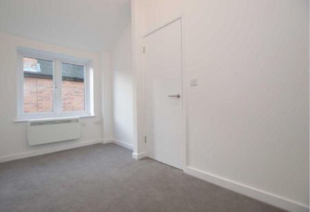 2 bedroom semi-detached house to rent - Photo 2
