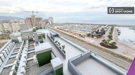 2 room luxury Apartment for rent in Badalona, Catalonia - Photo 5