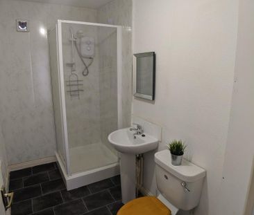 1 bedroom flat to rent - Photo 6