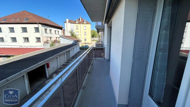 Appartement à louer 4 pièces 82.24m² - Photo 1