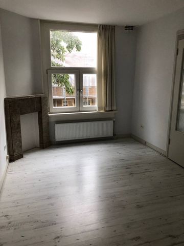 Te huur: Appartement Bronckhorststraat in Amsterdam - Photo 2