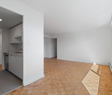 For Lease - 250 St Clair Avenue Unit# 402, Toronto, Ontario - Photo 1