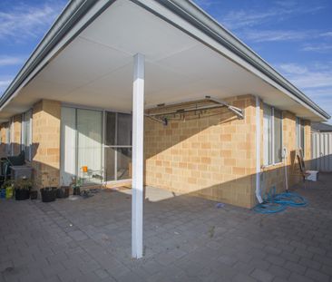 Modern Family Comfort in the Heart of Brabham. Freshly Painted! Nea... - Photo 6