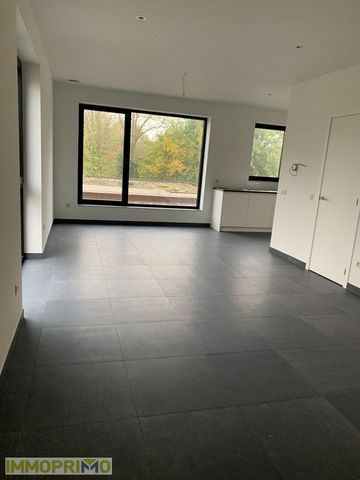 Nieuwbouw Praktijkruimte met Duplex Appartement (3 Slaapkamers) en Tuin - Photo 2