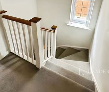 4 bedroom detached to rent Arnold Drive, Corby - Photo 2