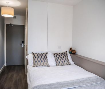 Studio to rent - Photo 6