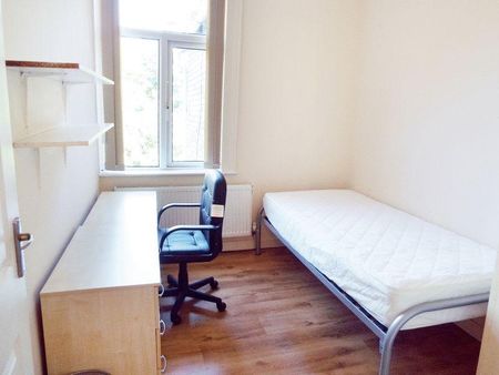 4 bedroom terraced house to rent - Photo 5