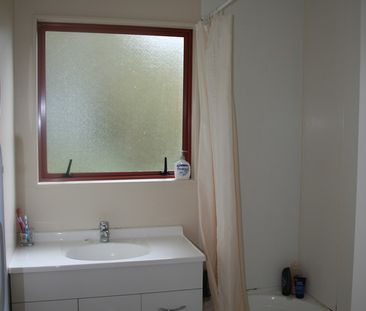 a/28 Chilcott Road - Photo 6