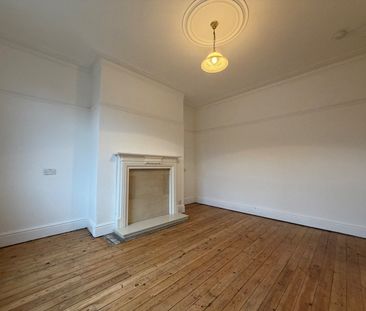 4 Bed Terraced House, Parkfield Mount, LS11 - Photo 5