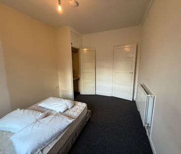 Room in a Shared Flat, Tilling House, SE15 - Photo 5