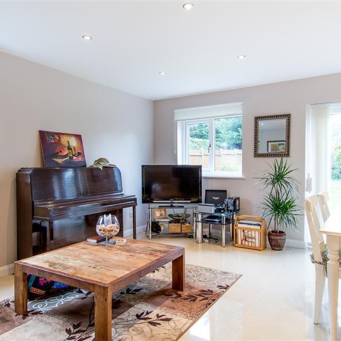 Coleswood Road, Harpenden - Photo 1