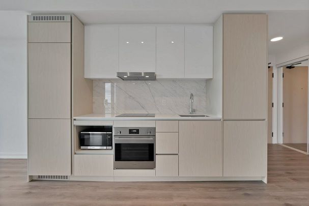 For Lease - 28 Interchange Way Unit# 4010, Vaughan, Ontario - Photo 1