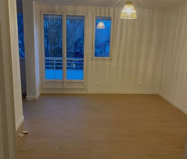 Location Appartement 4 pièces 61m² - Photo 1