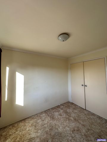 Unit in Complex – Break Lease - Photo 2