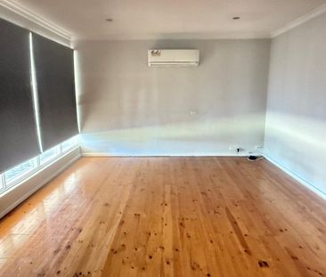 Spacious 3-Bedroom Family Home with Ample Parking in Salisbury East... - Photo 5