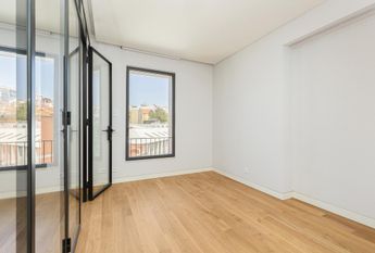 1 Bedroom Apartment with a view, Largo do Rato, Lisboa