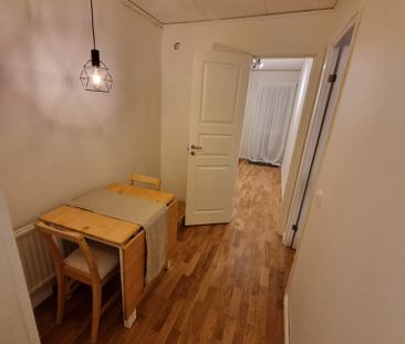 Rödklövervägen, Hässelby - Photo 2