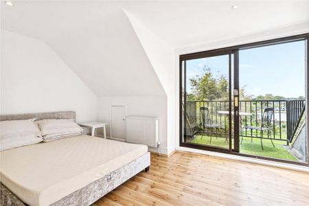 2 bedroom detached house to rent - Photo 3