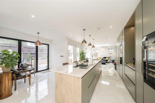 4 bedroom house to rent - Photo 1