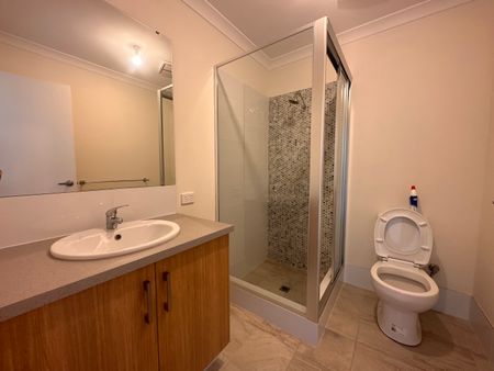 181 Inlet Bvd, South Yunderup WA 6208 - House For Rent | Domain - Photo 2