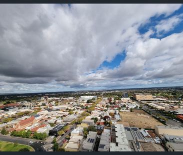 LIVE LIFE ABOVE THE CITY OF ADELAIDE! - FULLY FURNISHED - Photo 2