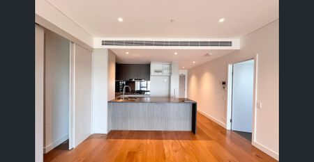 2 Bedroom | City View | Water Front | Timber Floor - Photo 5
