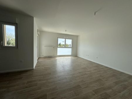Location Appartement 3 pièces 65m² CHARTRES 28000 - Photo 2