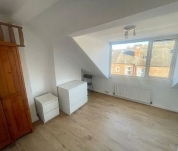 1 bed Shared House for Rent - Photo 3