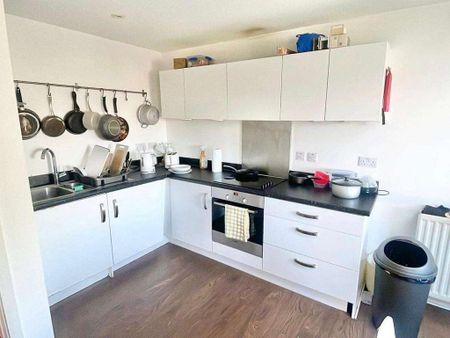 4 bedroom house of multiple occupation to rent - Photo 4