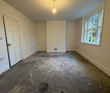 9 Merry Lane, Clive, SY4 3JS - Photo 1