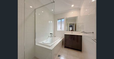 Four Bedroom Family Home For Lease - Photo 3