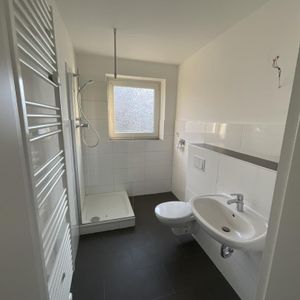 3-Zimmer-Wohnung mit Balkon in Fedderwardergroden! - Photo 2